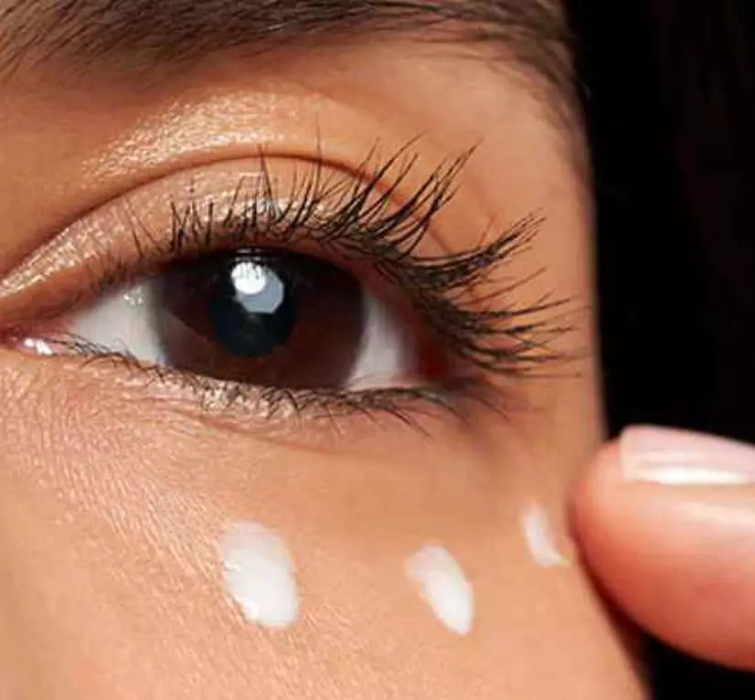 Corrective moisturizers